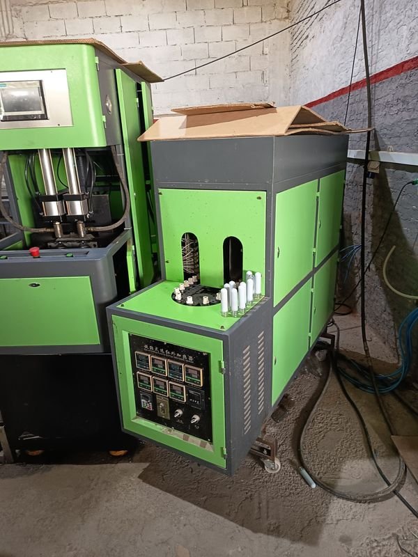 Maquinaria para la producción de botellas PET - imagen 17