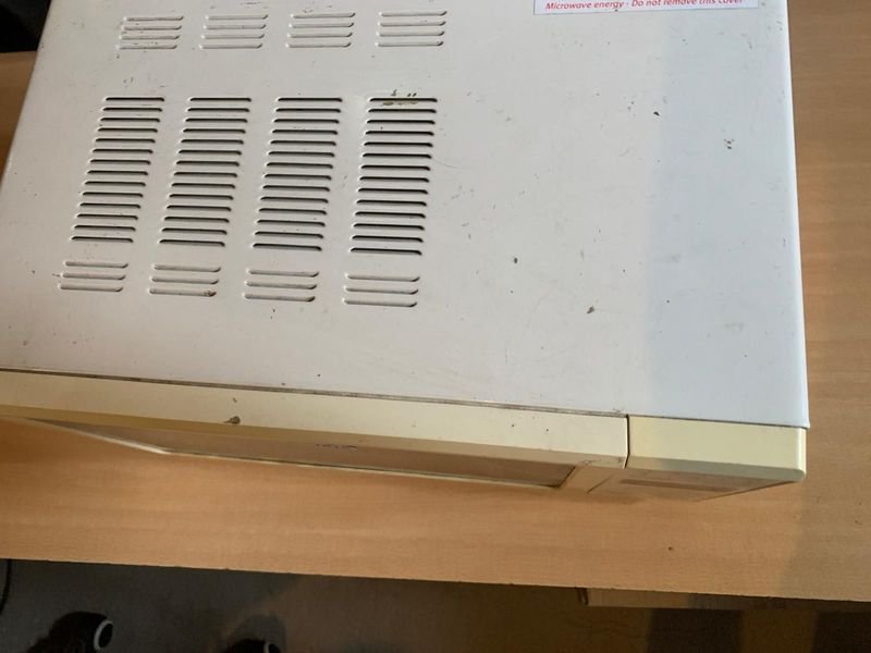 Microondas Frigidaire de buena calidad - imagen 3