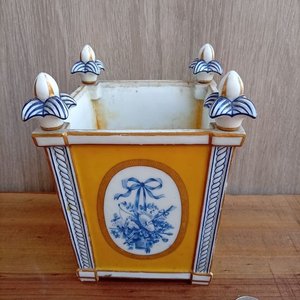 Jardinera Sèvres Francesa Luis XVI Porcelana Pintada a Mano 1780 - imagen 3