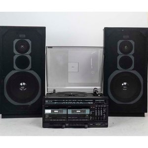 Equipo de Sonido CCE con Tocadiscos y Doble Cassette, Incluye 2 Parlantes - imagen 1