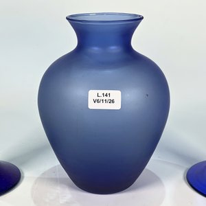 Lote de 3 Floreros de Vidrio Azul de Distintos Diseños y Tamaños - imagen 2