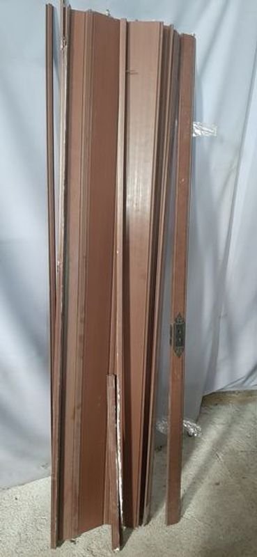 Puerta Plegable Marrón de PVC