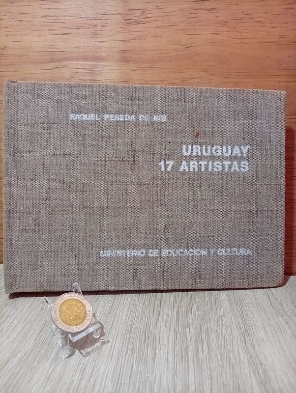 Libro "Uruguay 17 Artistas" Primera Edición con Diapositivas Históricas