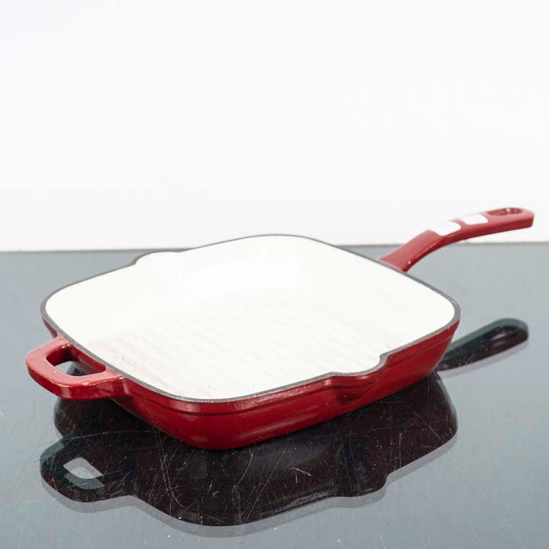 Lote siguiente: Sartén de hierro esmaltado Bugatti - Medidas: 25x25x5cm