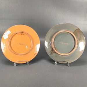 Dos platos decorativos de cerámica esmaltada Daniel Zuloaga - imagen 9