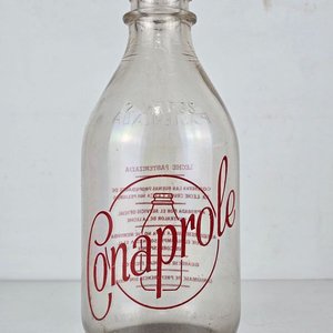 Botella Antigua de Vidrio Conaprole 2 Litros - imagen 2