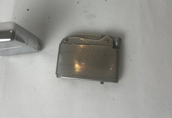 Par de encendedores para fumar - imagen 6