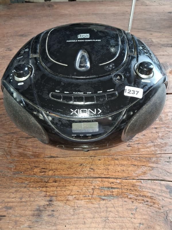 Lote anterior: Radio CD Xion tipo huevito