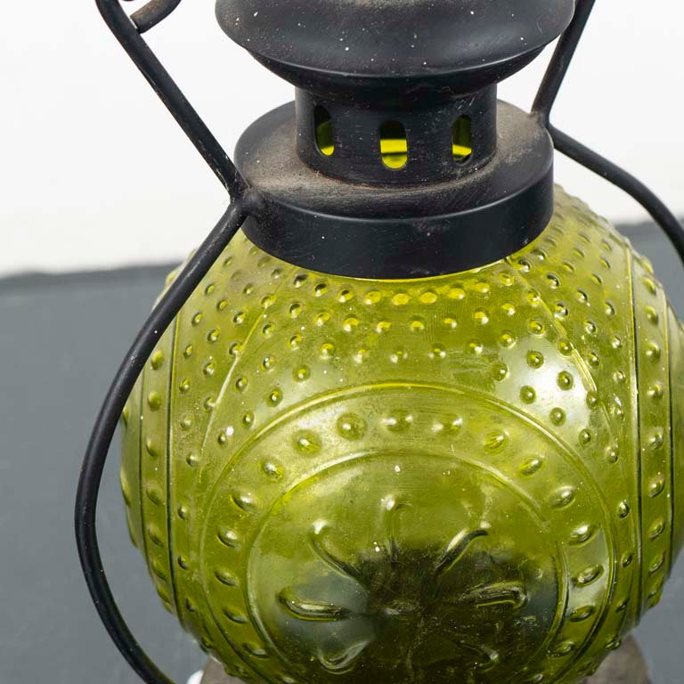 Lámpara de metal y vidrio verde decorativa - imagen 2