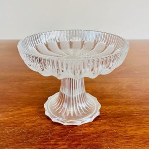 Set de 3 piezas de vidrio: centro de mesa, canasta y caramelera - imagen 3