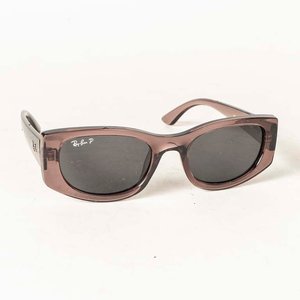 Lote siguiente: Lentes de Sol Estilo Rectangular Imitación