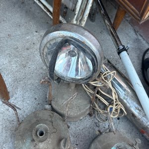 Lote anterior: Lote de Lámparas Antiguas y Componentes Eléctricos