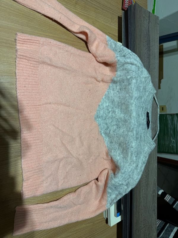 Buzo de Lana Rosa y Gris Talle S/M