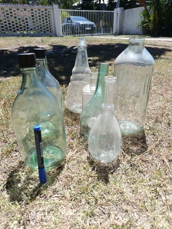 Botellas de vidrio en buen estado - imagen 7