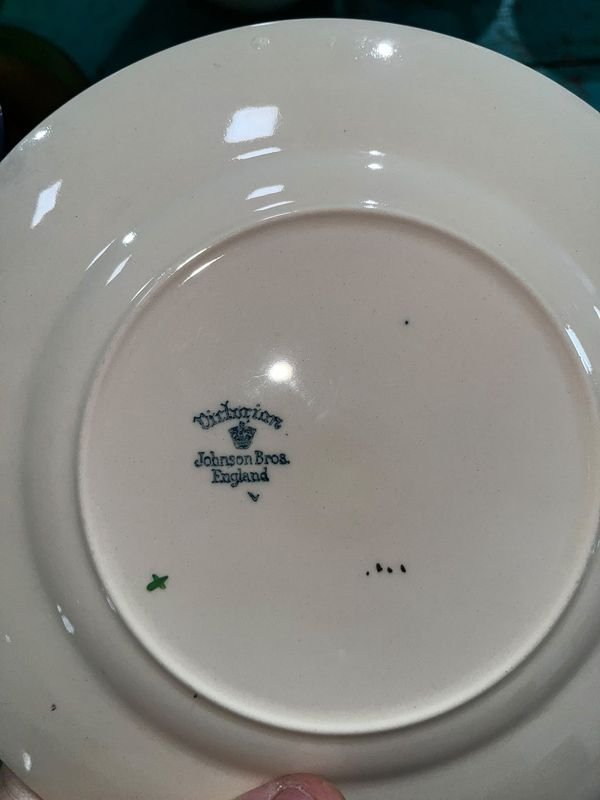 Set de 6 Platos y 1 Fuente Johnson Bros Sellado Inglés Porcelana - imagen 1