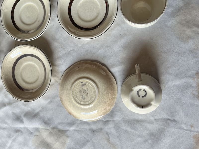 Set de tazas y platos de porcelana inglesa - imagen 4