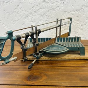 Lote siguiente: Lote #010 -Sierra Ingletadora manual