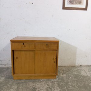 Aparador bajo de madera con 2 cajones y 2 puertas corredizas - imagen 1