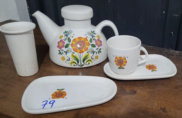 Juego de Desayuno Cerámica con Flores