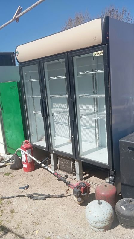 Botellero Refrigerador de 3 Puertas en Impecable Estado - imagen 1