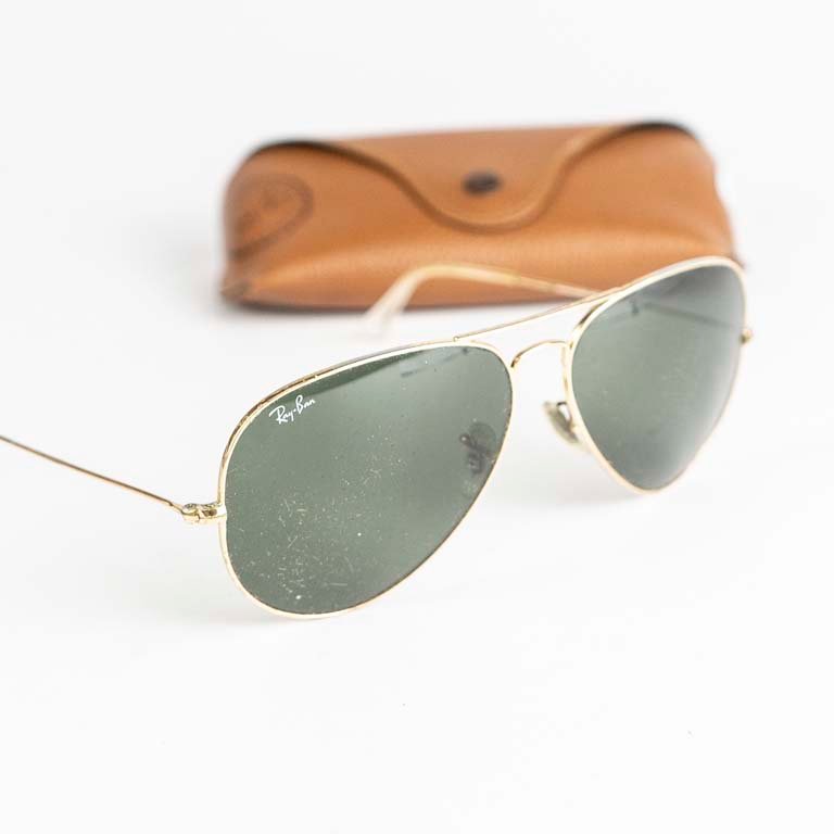 Lentes de sol Ray Ban con estuche en excelente condición - imagen 2