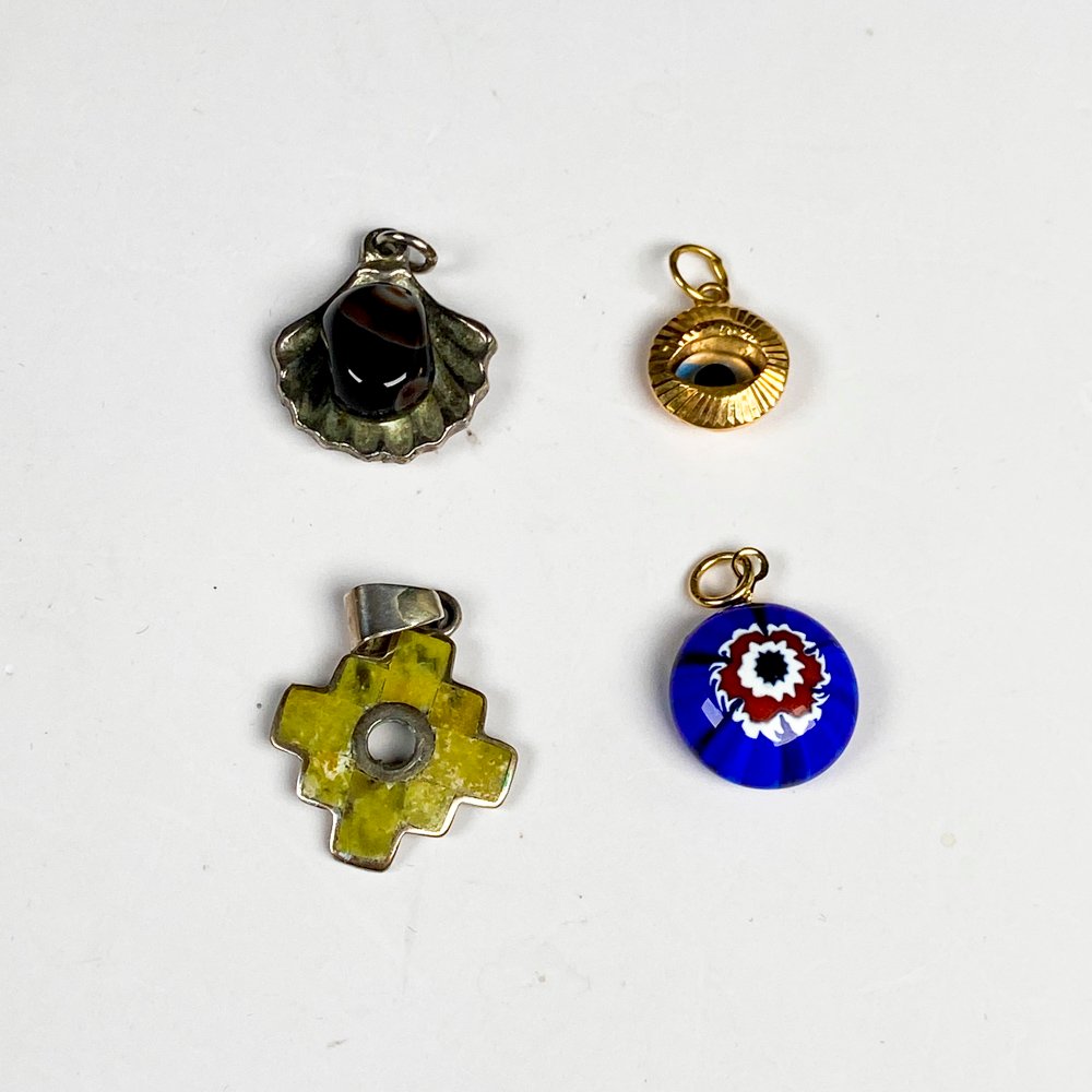 Lote anterior: Pulseras de plata y cristal