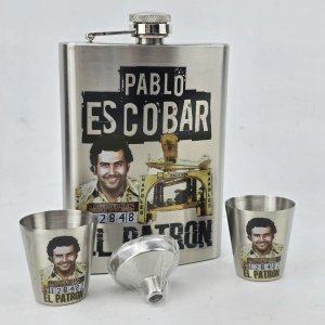 Lote siguiente: Set de Petaca y 2 Vasos "El Patrón"