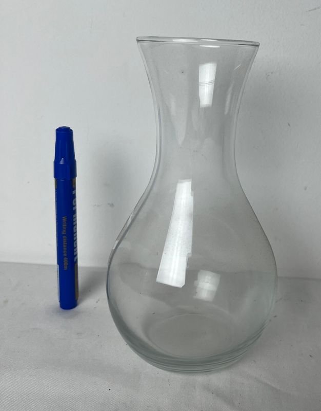 Decantador de vidrio claro con candelabro azul - imagen 4
