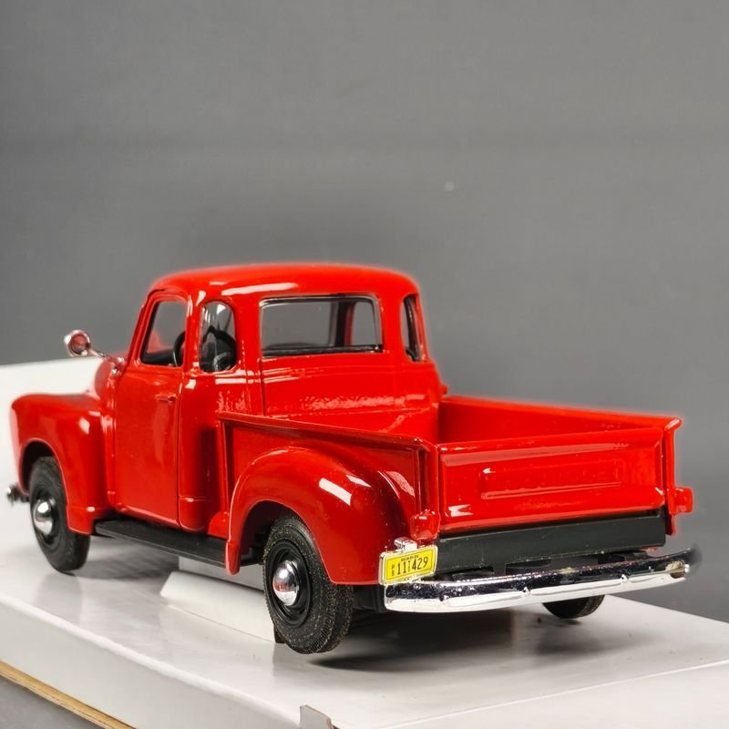 Maqueta de camioneta Chevrolet 1950 en escala 1/24 - imagen 6