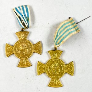 Dos medalla de la Excelencia - imagen 1