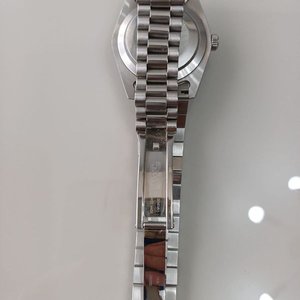 Réplica Reloj Rolex Day-Date Esfera Verde Agua con Números Árabes Orientales - imagen 5