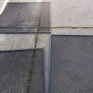 Lote de 3 Rejas de Ventana Metálicas Desplegadas - imagen 3