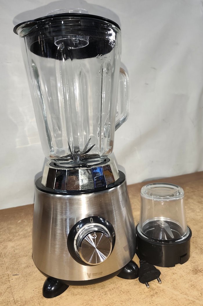 Lote siguiente: Licuadora 2 en 1 con vaso picador y motor revestido en acero