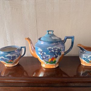 Juego de Té de Porcelana Esmaltada con Escena Rural - imagen 1