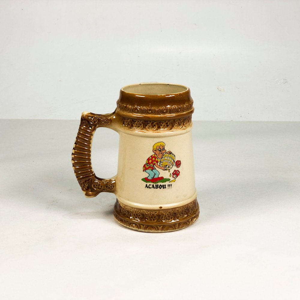 Lote siguiente: Jarra para cerveza en porcelana brasilera Damasco de 16 cm