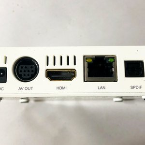 TV Box XiON Android con Teclado y Cables - imagen 3
