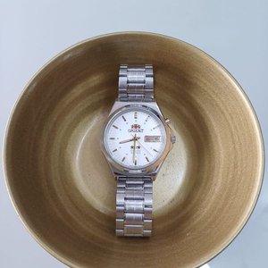 Reloj Orient Automático 3 Estrellas Acero Inoxidable Esfera Plateada - imagen 1