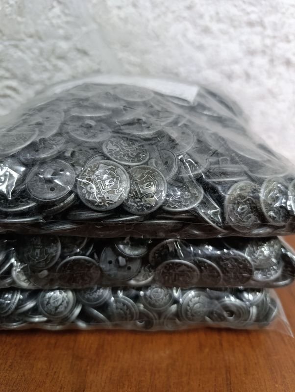 Botones en bolsas de plástico - imagen 3