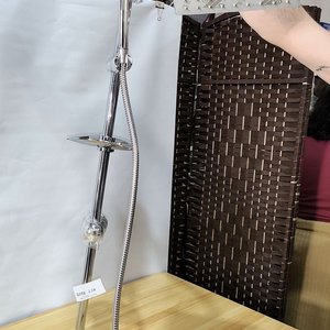 Barra de Ducha Cromada con Cabezal Cuadrado y Ducha Teléfono - imagen 4