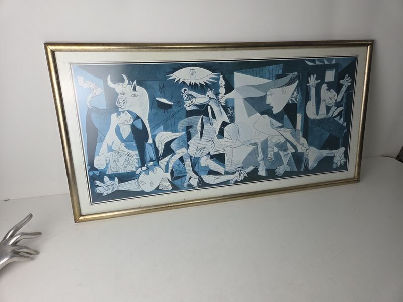 Lote anterior: El Guernica de Picasso, lámina enmarcada