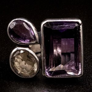 Lote siguiente: Anillo de Plata 950 con Amatista Bicolor y Cuarzo Cristal