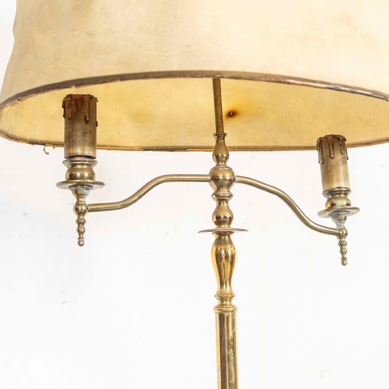 Lámpara de pie en bronce con pantalla de dos luces - imagen 3