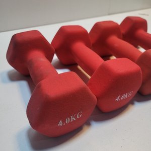 4 Mancuernas Rojas de 4 kg Cada Una - imagen 4