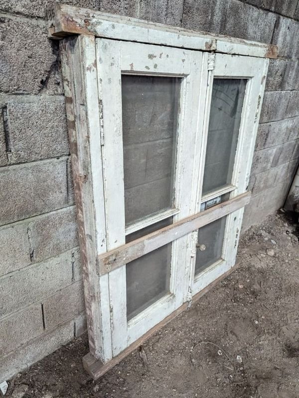 Item 899963 - Image 1