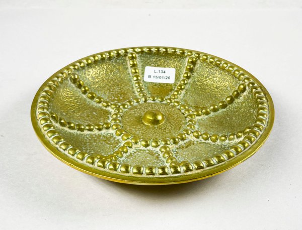 Lote siguiente: Despojador circular en bronce para la decoración