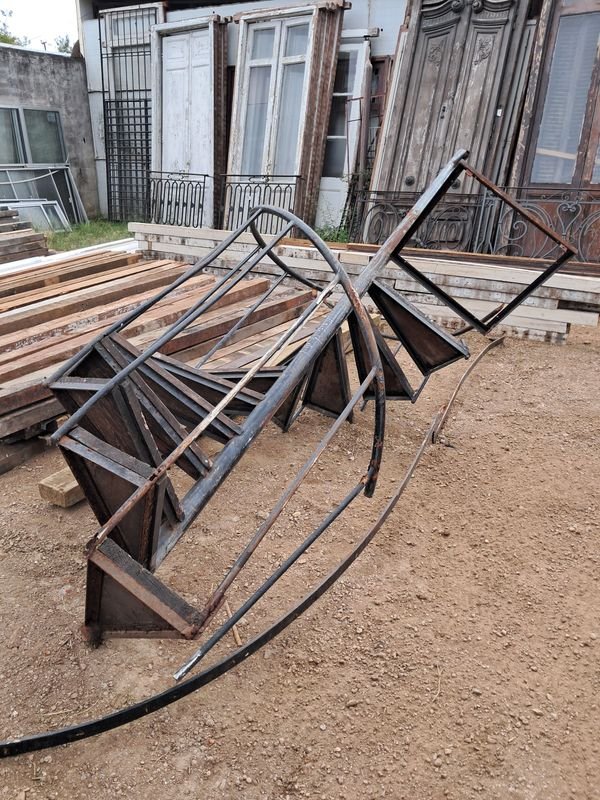 Item 883009 - Image 0