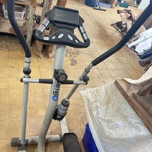 Bicicleta Elíptica Trainer Modelo DM 1600 - imagen 8