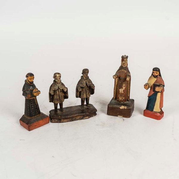 Grupo de 4 Tallas Religiosas Policromadas de Madera