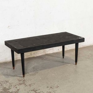 Lote siguiente: Mesa de Living Americana Negra con Detalles y Averías