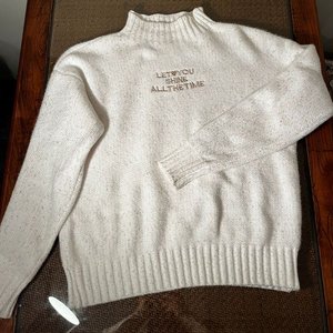Lote anterior: Blusón Blanco Cuello Polera Talle G